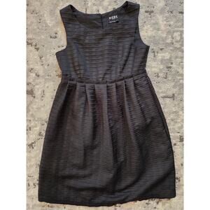 BCBG Paris Black Empire Waist Cocktail Party Dress Size 2 Sleeveless Y2K Holiday